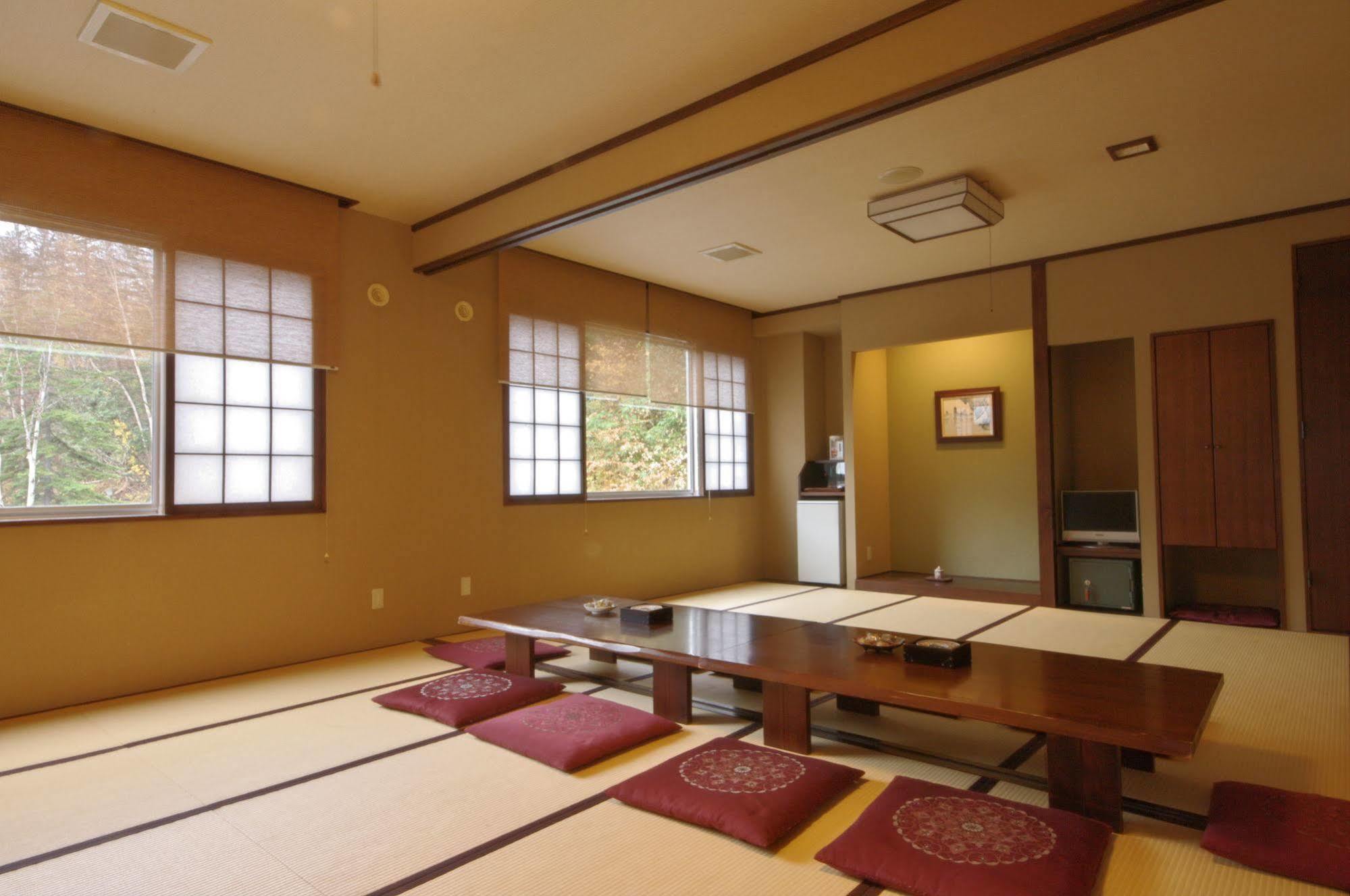 东川町 旭岳汤元羽日式旅馆酒店 外观 照片